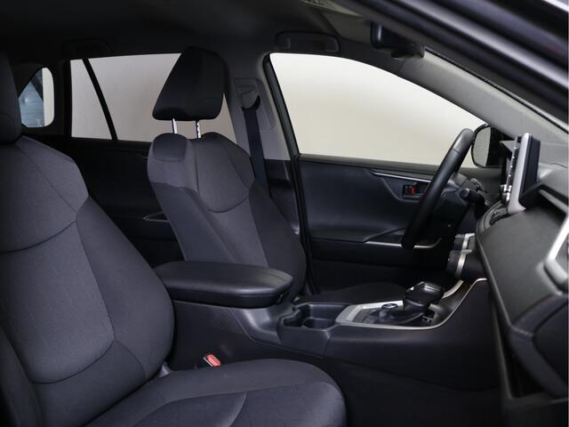 Toyota RAV4 2.5 Hybrid AWD First Edition | Trekgewicht 1.650 kg | Apple Carplay |