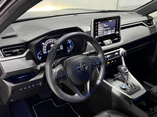 Toyota RAV4 2.5 Hybrid AWD Black Edition | Trekhaak met afneembare kogel | All season banden | Side Skirts |