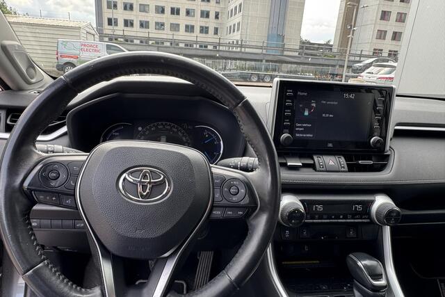 Toyota RAV4 2.5 Hybrid AWD Executive Lederen bekleding, Dodehoekdetectie, Seat memory, JBL, Stoelverwarming, Achteruitrijcamera,