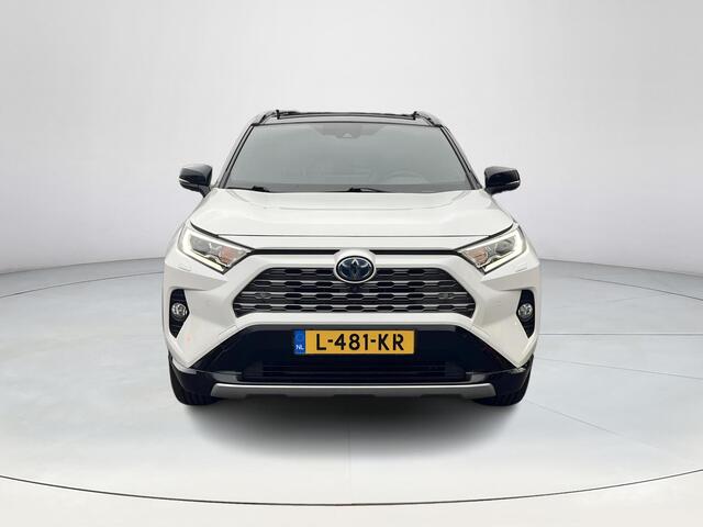 Toyota RAV4 2.5 Hybrid AWD Bi-Tone | Navigatie | Apple CarPlay/Android auto | 360 graden camera | Trekhaak | Panoramadak