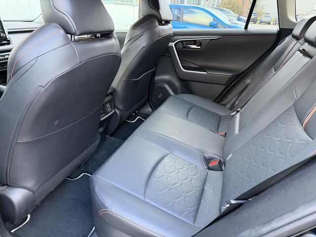 Toyota RAV4 2.5 Hybrid AWD ADVENTURE Trekhaak 360Cam JBL Stoel Stuur Ruit Verwarmd 1650KG treklast PDC BSM