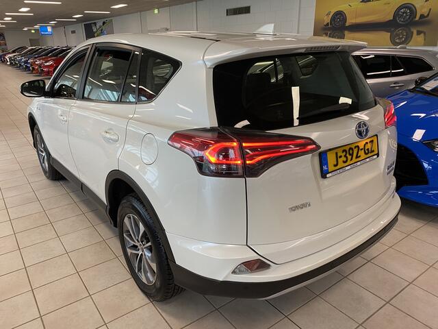 Toyota RAV4 2.5 Hybrid Dynamic Edition