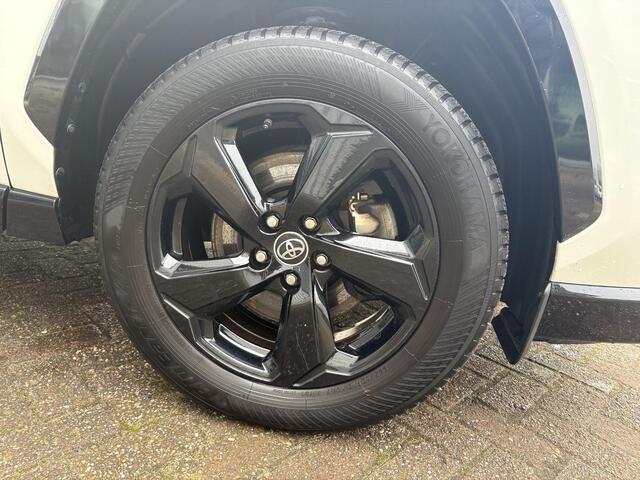 Toyota RAV4 2.5 Hybrid Bi-Tone Trekhaak schuifkanteldak