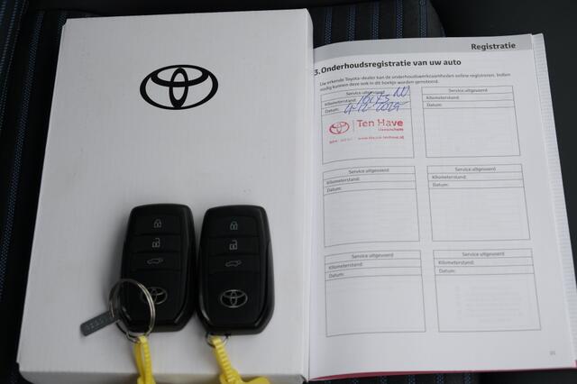 Toyota RAV4 2.5 Hybrid Style Automaat | Apple Carplay & Android auto | Zwart