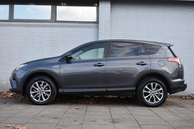 Toyota RAV4 2.5 Hybrid Dynamic Limited Automaat 197pk | BSM | Stoel met geheugen | Stoelverwarming | Keyless entry | PDC |