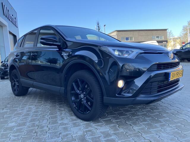 Toyota RAV4 2.5 Hybrid Black Edition | Trekhaak | Leder | Dealer onderhouden
