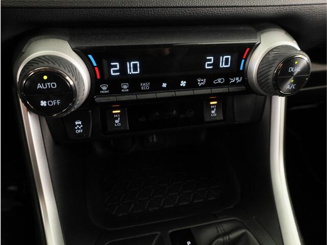 Toyota RAV4 2.5 Hybrid AWD Executive | Trekhaak | Bearlock | NL-Auto | Parkeersensoren | Apple Carplay / Android Auto |