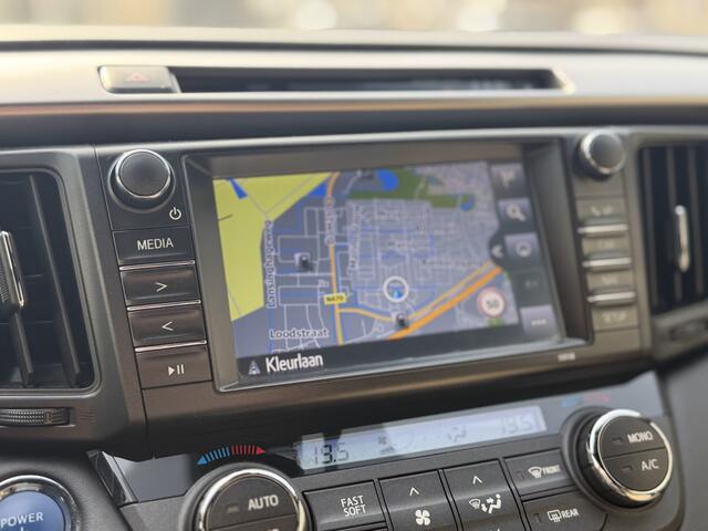 Toyota RAV4 2.5 Hybrid AWD Style | GEEN AFLEVERKOSTEN | Elektrische achterklep, Navigatie, Parkeersensoren