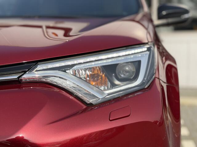 Toyota RAV4 2.5 Hybrid AWD Style | GEEN AFLEVERKOSTEN | Elektrische achterklep, Navigatie, Parkeersensoren