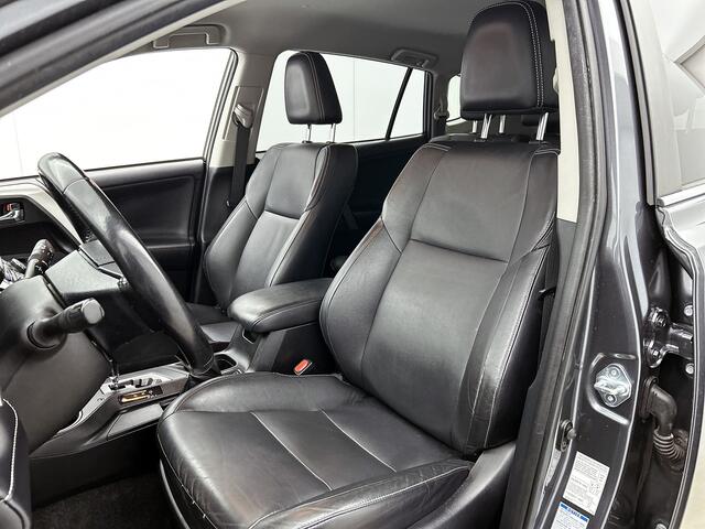 Toyota RAV4 2.5 Hybrid AWD Executive Business | Navigatie | Trekhaak | JV