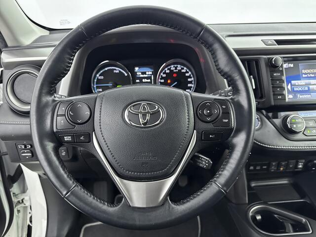 Toyota RAV4 2.5 Hybrid Dynamic Sport | Trekhaak | Voorstoelen Verwarmd | Stuurwiel Verwarmd |