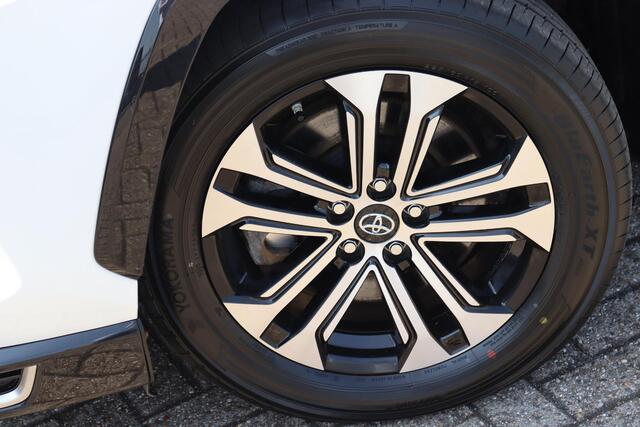 Toyota RAV4 2.5 Plug-in Hybrid AWD Style, Trekhaak, BSM, Sensoren, Stoelverwarming voor en achter, Stuurverwarming!