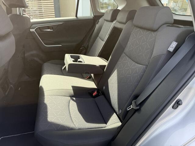 Toyota RAV4 2.5 Hybrid Active | Carplay | Parkeersensoren