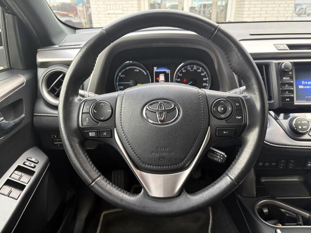 Toyota RAV4 2.5 Hybrid Style | Stoelverwarming | Trekhaak | NAVI |