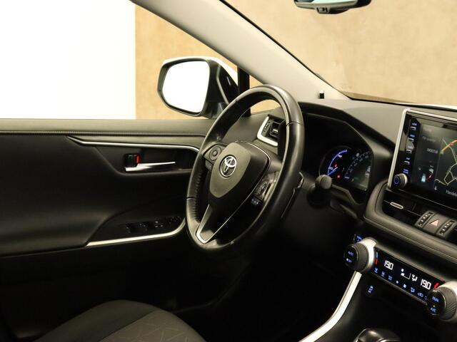 Toyota RAV4 2.5 Hybrid Dynamic - ORIGINEEL NEDERLANDSE AUTO - TREKHAAK (TREKGEWICHT 800 KG GEREMD) - CAMERA - APPLE CARPLAY/ANDROID AUTO - ADAPTIEVE CRUISE CONTROL - ELEKTRISCHE SPIEGELS - CLIMATE CONTROL - KEYLESS ENTRY/KEYLESS START - NAVIGATIE FULL MAP