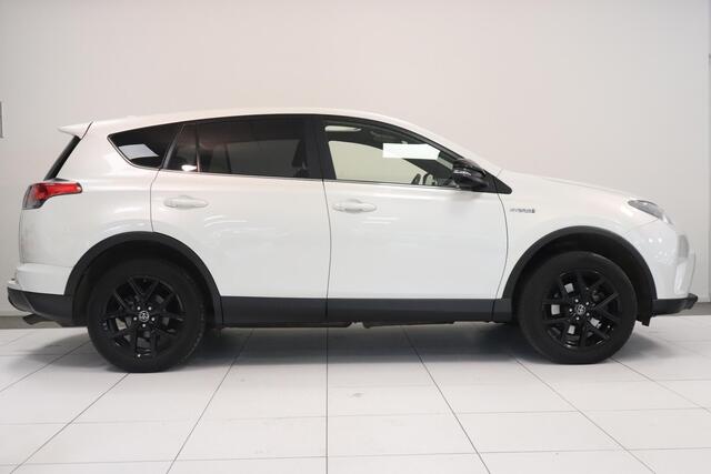 Toyota RAV4 2.5 Hybrid AWD Business | Schuif/kanteldak | Camera | Trekhaak | Navigatie |