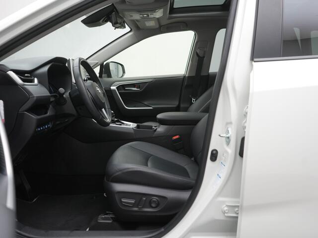 Toyota RAV4 2.5 Hybrid AWD Executive | Full Optie | Schuif/Kantel Dak | RECO 11-03 JB Inlichten bij binnenkomst