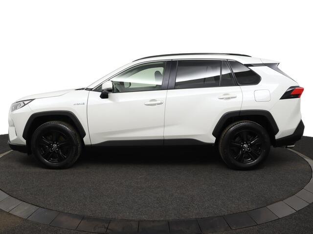 Toyota RAV4 2.5 Hybrid Dynamic | Adaptive Cruise Control | Achteruitrijcamera | Stoelverwarming | Trekhaak | Apple Carplay | Android Auto |
