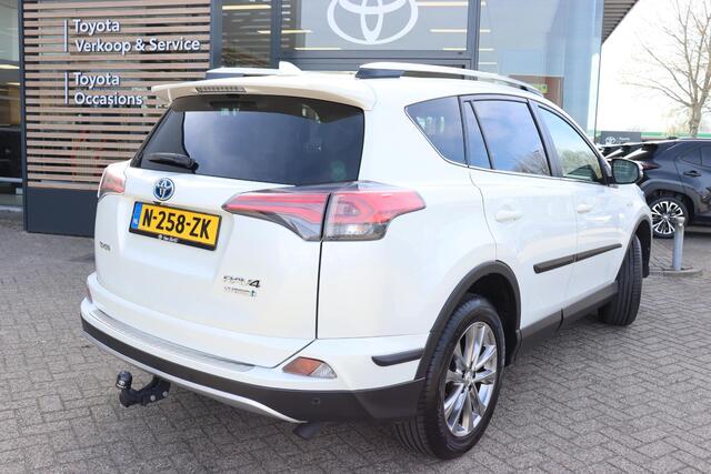 Toyota RAV4 2.5 Hybrid AWD Executive, Beige Leder, Bearlock