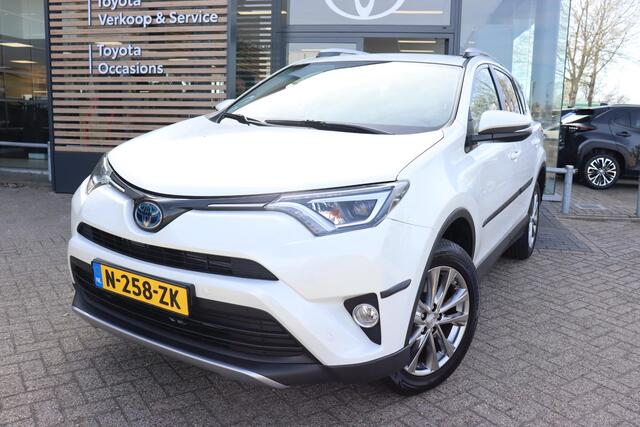 Toyota RAV4 2.5 Hybrid AWD Executive, Beige Leder, Bearlock