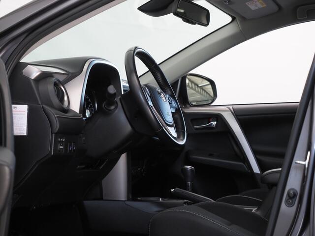 Toyota RAV4 2.5 Hybrid Style | Dodehoekdetectie | 360° Camera | Stoelverwarming | Stuurwiel | Lane Assist | Bluetooth | Elektrische Achterklep | Adaptieve Cruise Control | Navigatie |