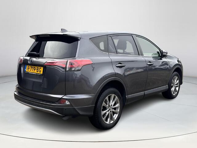 Toyota RAV4 2.5 Hybrid Style Navigatie | Achteruitrijcamera | Stuur en stoelverwarming