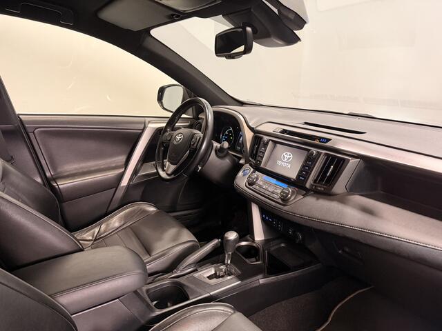 Toyota RAV4 2.5 Hybrid AWD Style