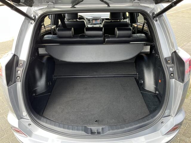 Toyota RAV4 2.5 Hybrid AWD Executive | schuifkanteldak | alles in kleur | 1650 KG Trekgewicht | Meest luxe uitvoering |