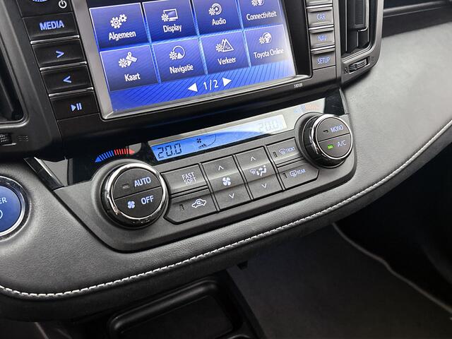 Toyota RAV4 2.5 Hybrid AWD Style | 1.650 KG Trekgewicht | Trekhaak | Stoelverwarming | Elektrische Stoel | Onderweg-naar-dealer