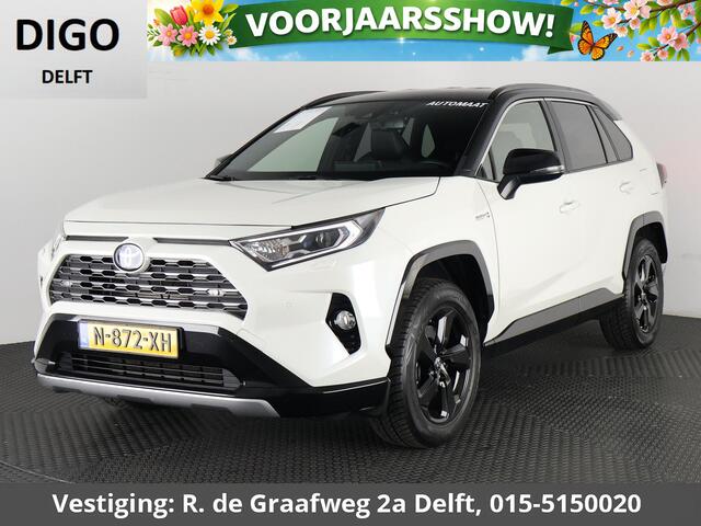 Toyota RAV4 2.5 Hybrid AWD Bi-Tone | 1650 KG trekgewicht | Trekhaak | Parkeersensoren | Apple Carplay & AndroidAUTO | Adapt.Cruise Control |