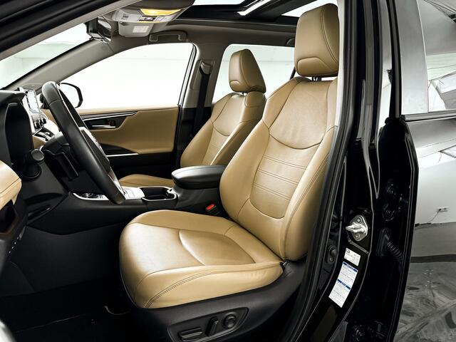 Toyota RAV4 2.5 Hybrid AWD Executive | Panoramadak | 360° camera | JBL Audio | Stoel- en Stuurverwarming | Stoelventilatie | Trekhaak