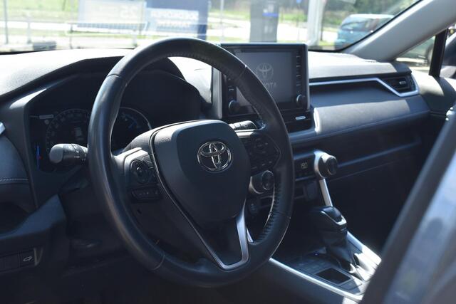Toyota RAV4 2.5 Hybrid Dynamic BSM | Navigatie | Camera | 100% Toyota Onderhouden | 12 mnd BOVAG garantie | Whatsapp 06-53188999