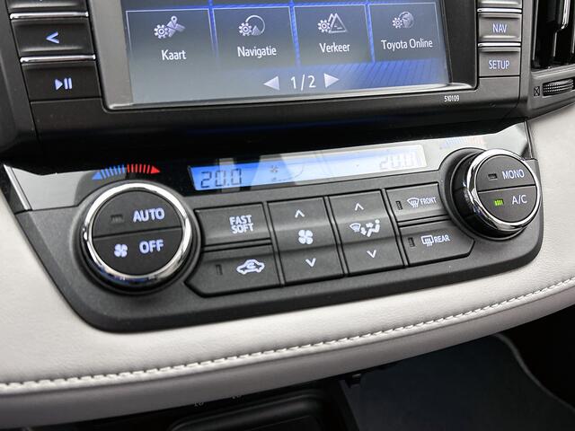 Toyota RAV4 2.5 Hybrid AWD Executive | Trekhaak | Panoramadak | Stoelverwarming | elektrische achterklep | Onderweg-naar-dealer