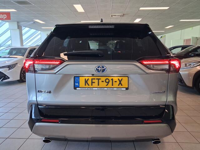 Toyota RAV4 2.5 Hybrid AWD Style | Bi-Tone | Verwarmd stuurwiel