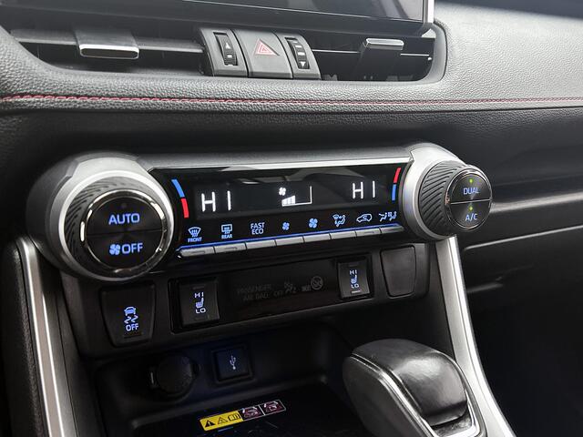 Toyota RAV4 2.5 Plug-in Hybrid AWD Style Innovation Pack | JBL | Head-Up Display | Dodehoek detectie | 360 camera + camera binnenspiegel | Stoel+ stuurverwarming & achterbank | Elektrische achterklep | Parkeersensoren voor+achter | trekhaak | Onderweg-naar-dealer