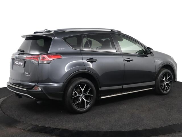 Toyota RAV4 2.5 Hybrid AWD Energy Plus | Trekhaak | 360Camera | Treeplanken | Parkeersensoren | Navigatie | Stoel/Stuurverwarming |