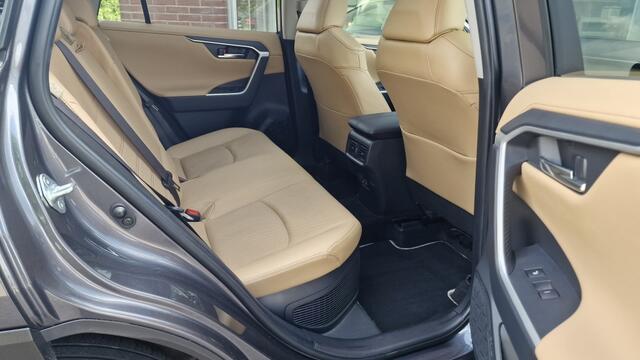 Toyota RAV4 2.5 Hybrid AWD Executive, Leder, Schuifkanteldak, Full Option!