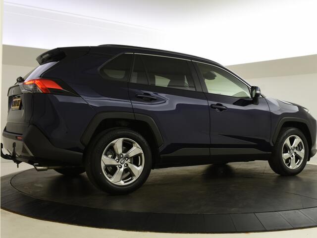 Toyota RAV4 2.0 VVT-iE Dynamic 175PK Automaat | Trekhaak | Elektr. a. klep |
