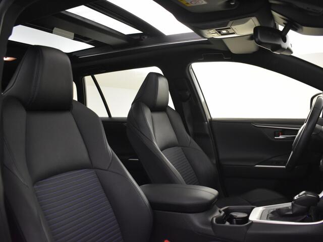 Toyota RAV4 2.5 Hybrid Style Bi Tone | Panoramadak | Elektr. a. klep |