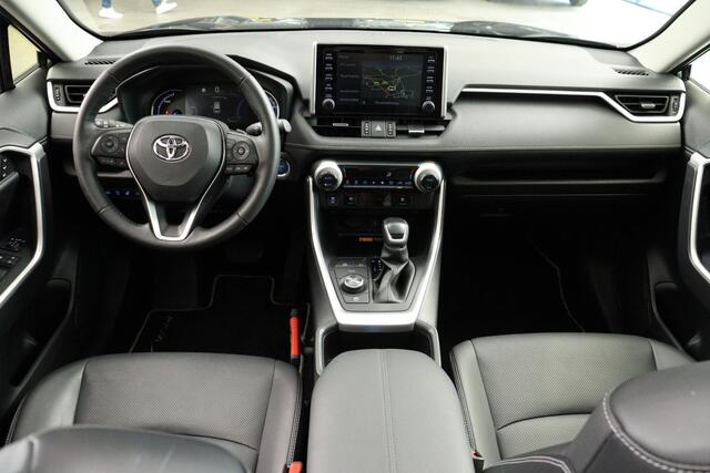 Toyota RAV4 2.5 Hybrid AWD Executive, Panodak