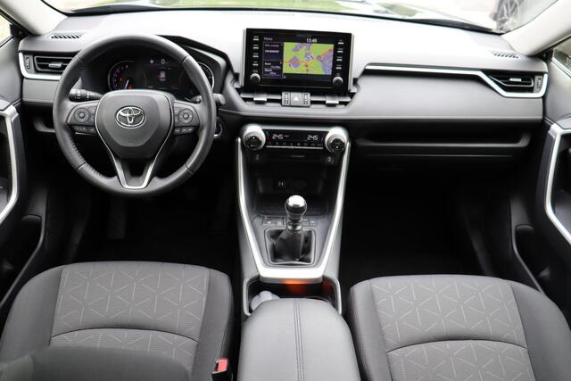 Toyota RAV4 2.0 VVT-iE Active, Trekhaak trekgewicht 2000KG, Parkeercamera, Adaptieve cruise control, speed limiter.
