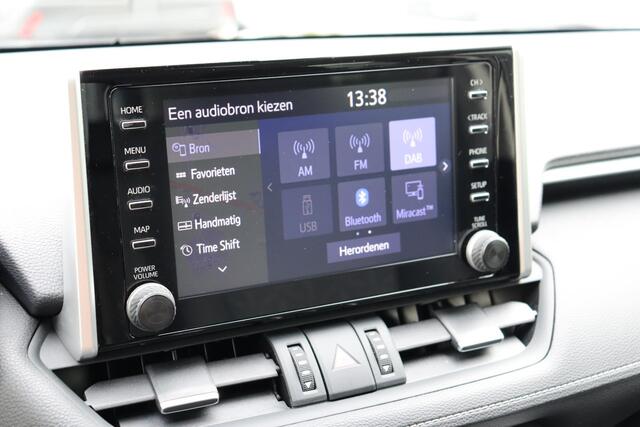 Toyota RAV4 2.0 VVT-iE Active, Trekhaak trekgewicht 2000KG, Parkeercamera, Adaptieve cruise control, speed limiter.