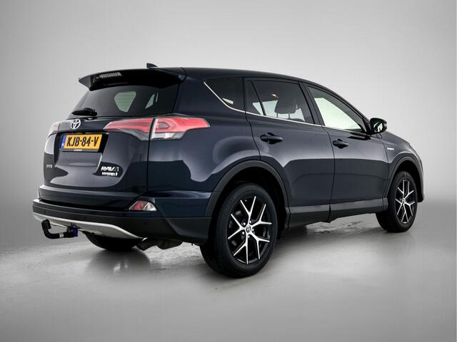 Toyota RAV4 2.5 Hybrid AWD Style | Trekhaak | Camera | Stoelverwarming | Cruise control |