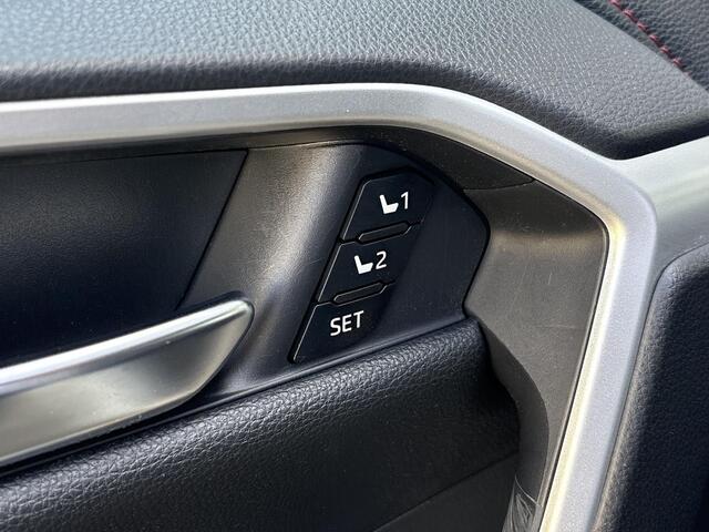 Toyota RAV4 2.5 Plug-in Hybrid AWD Bi-Tone Plus **360 CAMERA/ JBL AUDIO/ STOELVENTILATIE**