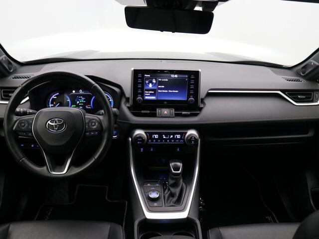 Toyota RAV4 2.5 Hybrid AWD Executive / Trekhaak Afneembaar 1650KG / Bearlock / Lederen Bekleding / Cruise Control adaptief / Stoel en Stuurverwarming / Dealeronderhouden /
