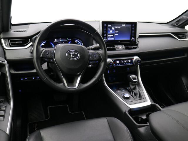 Toyota RAV4 2.5 Hybrid AWD Executive / Trekhaak Afneembaar 1650KG / Bearlock / Lederen Bekleding / Cruise Control adaptief / Stoel en Stuurverwarming / Dealeronderhouden /