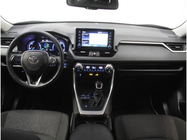 Toyota RAV4 2.5 Hybrid Dynamic CLIMATE | CARPLAY | CAMERA | ADAPCRUISE | LED | DAB | LMV18 | NAVI