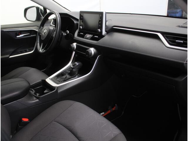 Toyota RAV4 2.5 Hybrid Dynamic CLIMATE | CARPLAY | CAMERA | ADAPCRUISE | LED | DAB | LMV18 | NAVI