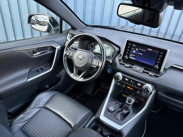 Toyota RAV4 2.5 Hybrid AWD Bi-Tone | Trekhaak afnb. | Elk. A-klep | Stuur & Stoel verw. | Prijs Rijklaar!!