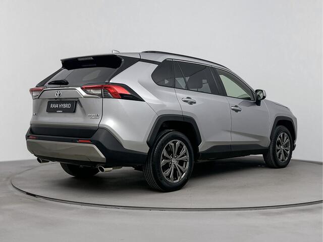 Toyota RAV4 2.5 Hybrid AWD Executive | Leder | Stuur en stoelverwarming | Dodehoeksensor |